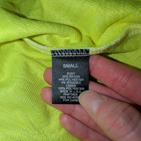 Peplum Top! - Picture 3 of 4